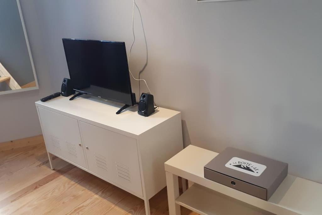 Marcailhou Apartment Ax-les-Thermes Bagian luar foto